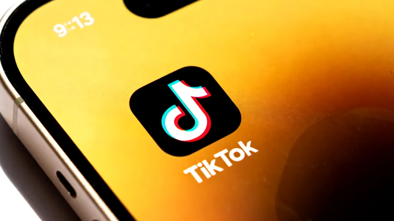 TikTok"
